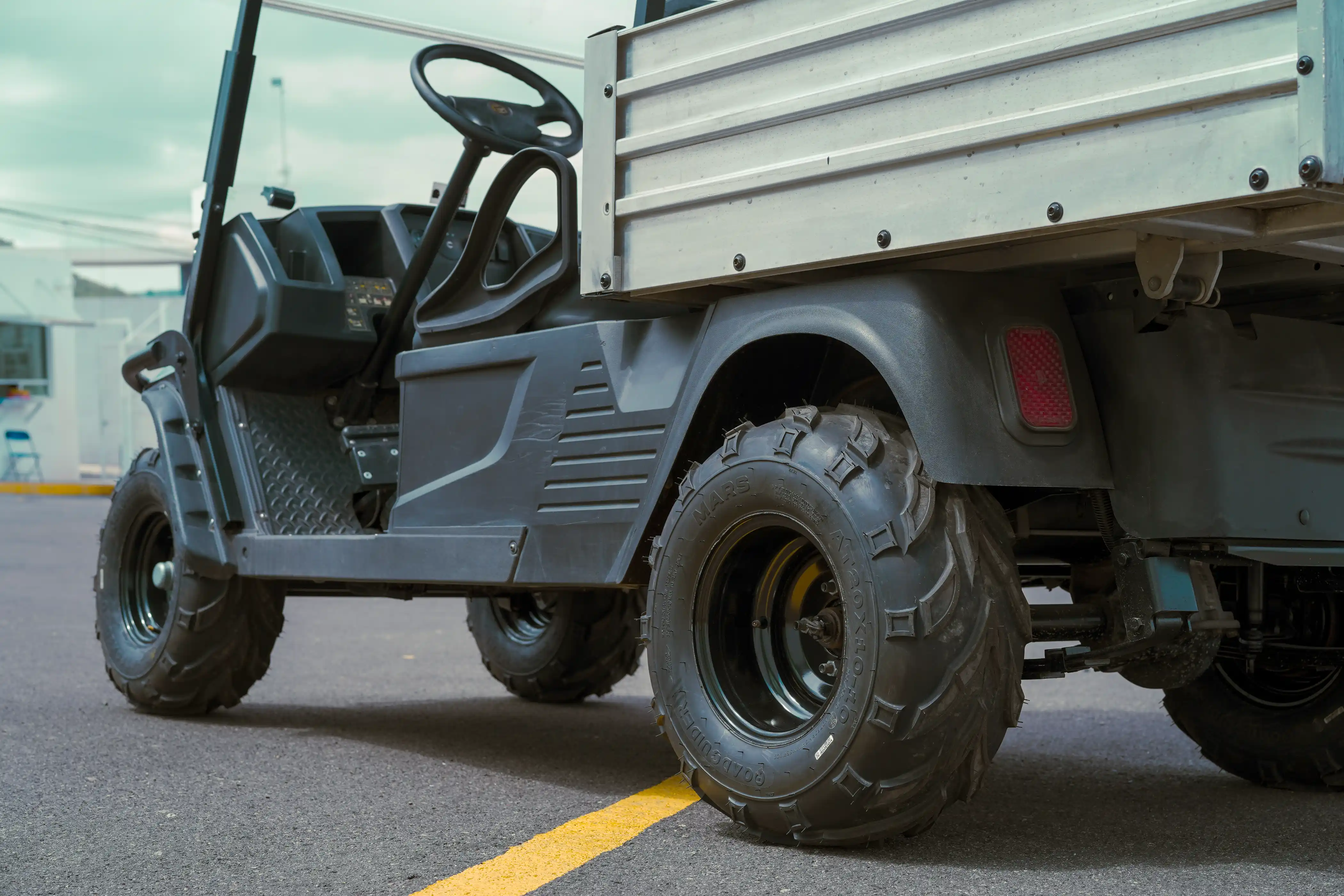 HAULER PRO ALUMINIUM BED BOX ELÉCTRICO vista 4