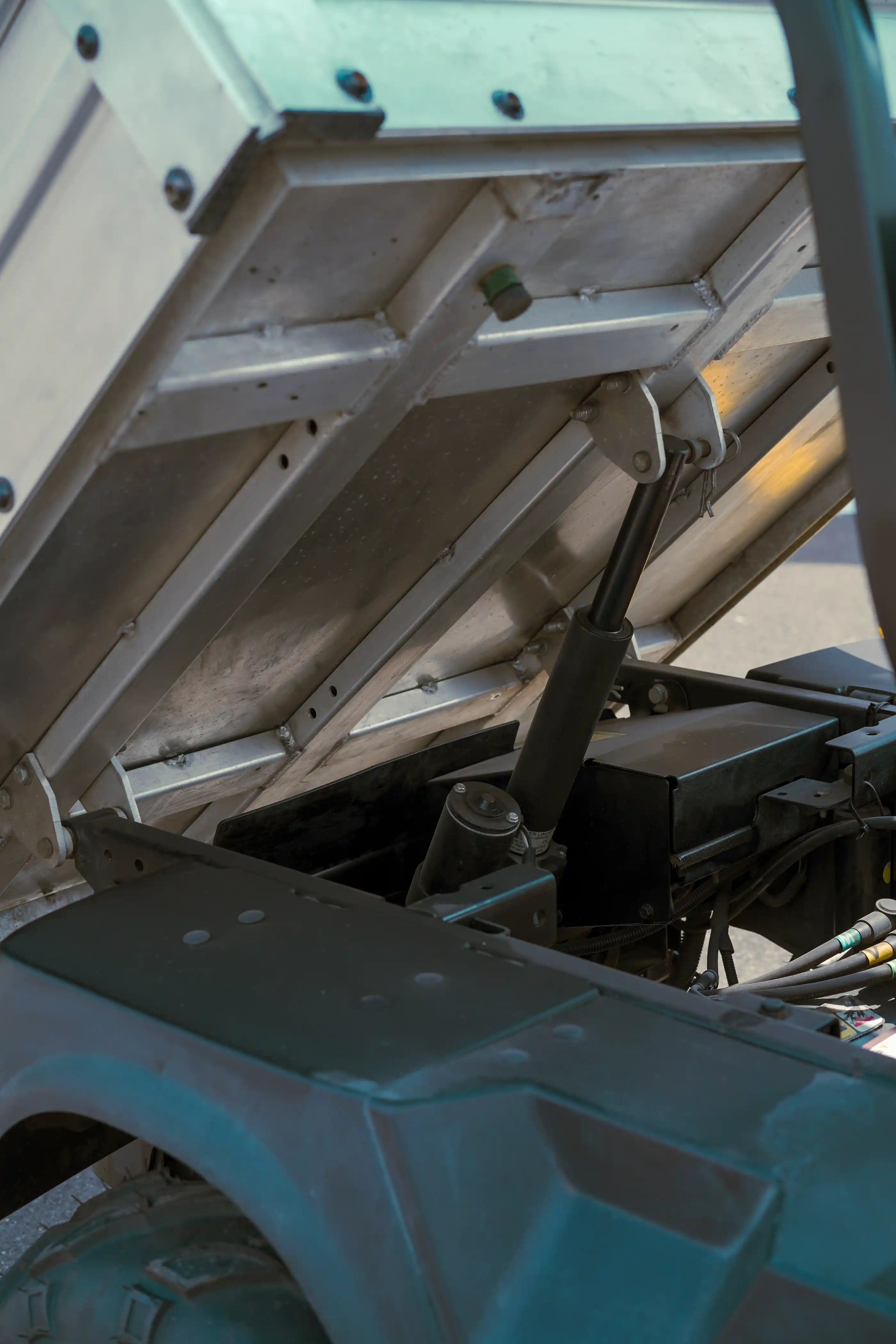 HAULER PRO ALUMINIUM BED BOX ELÉCTRICO vista 11